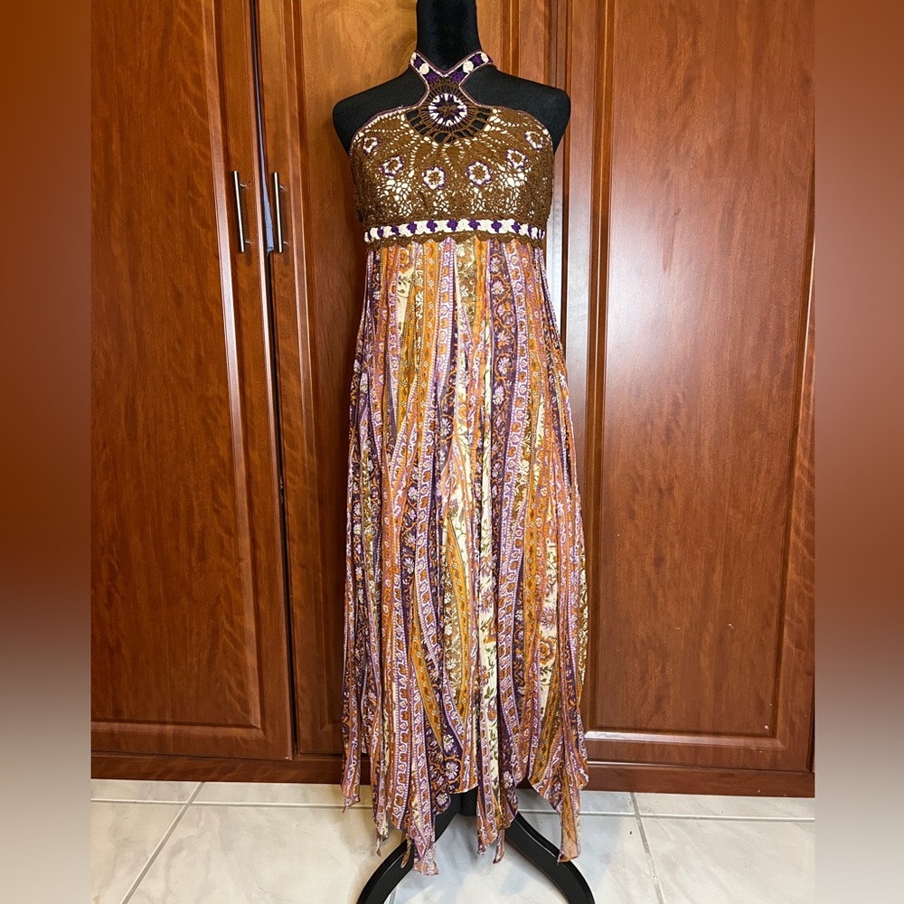 E.C.I New York. Size 6. Brown, purple, burnt orange. Brand new.